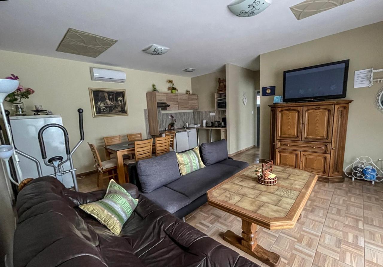 Elizabeth Apartman 토코이 외부 사진